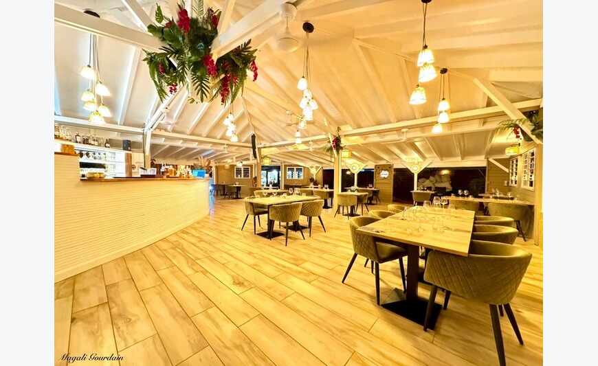 En Exclusivite - Fonds De Commerce & Murs Restaurant