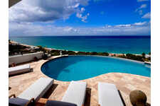 Rare villa with exceptional sea view
