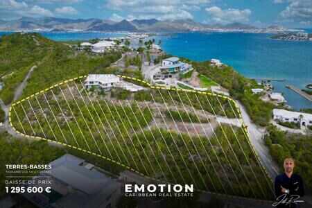 Les Terres-Basses - Land with sea view + Permit for 2 villas