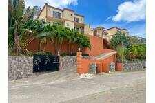 Valley Estate- Duplex de 3 chambres avec piscine commune et