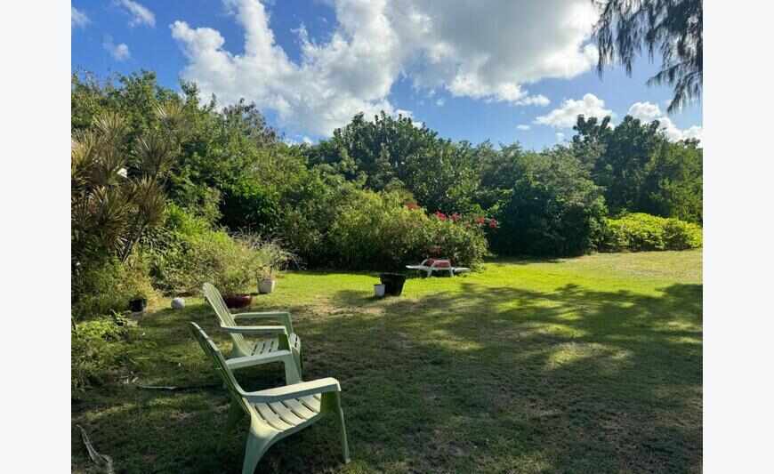 Grand terrain avec maison de gardien Lotissement Les Terre