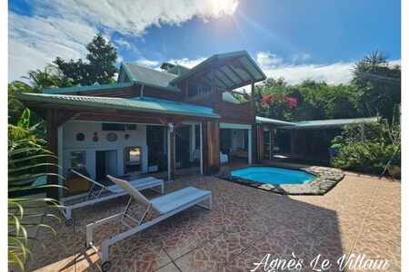 Maison Vue Mer avec Piscine sur 6 700 m2