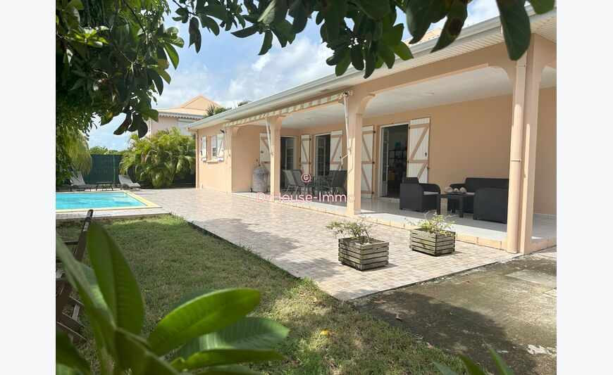 Maison T4 de plain pied de 150m² dont 30m² de terrasse avec