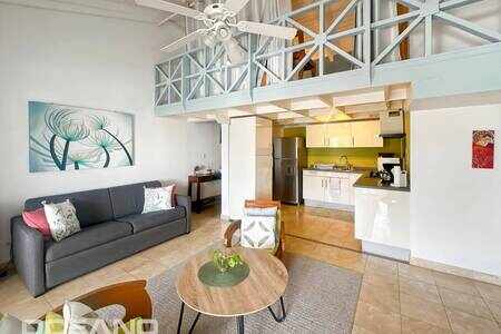 Pelican- Split Unit- Two sets of apts-Investment opportunity