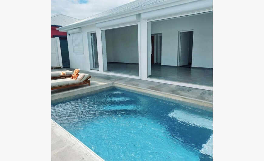 Maison plain pied, piscine 3 pièces Sainte Anne (971)
