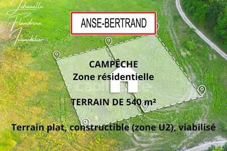 Anse-Bertrand, Campêche : terrain plat et viabilisé dans un