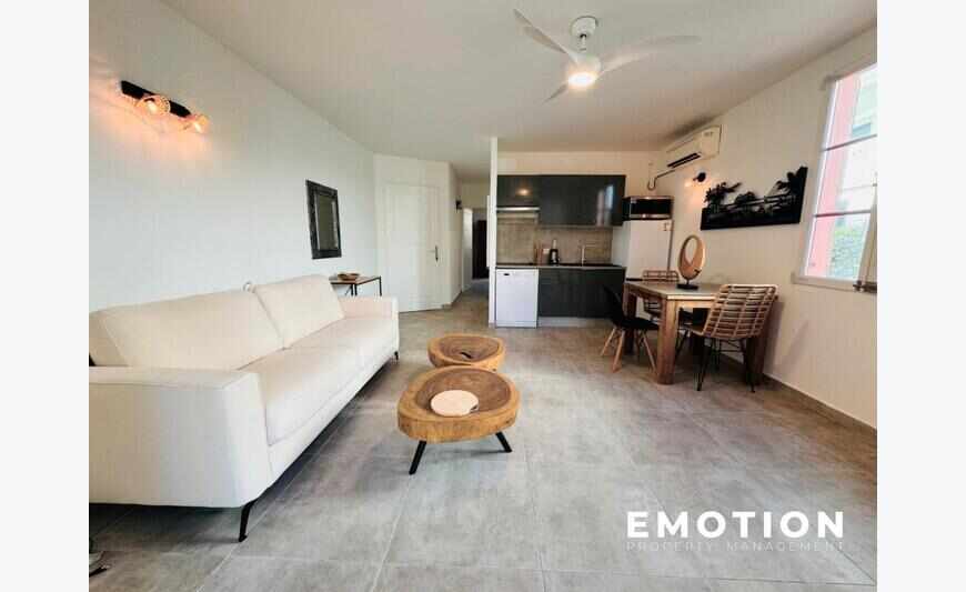 Furnished T2 on the ground floor in Orient Bay