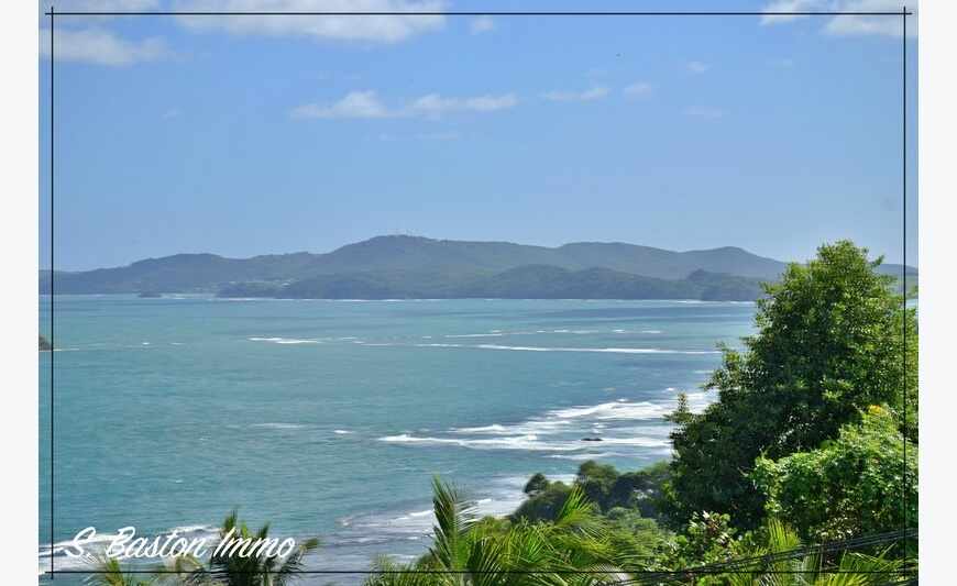 Sainte Marie- Maison P7 de 322 m² habitable - Terrain de 4