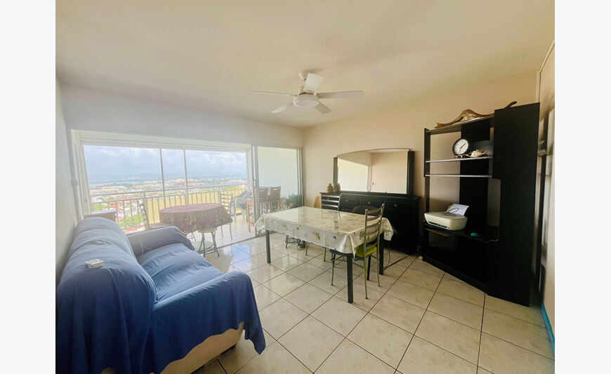 Appartement T4 avec vue mer, loggia et cave