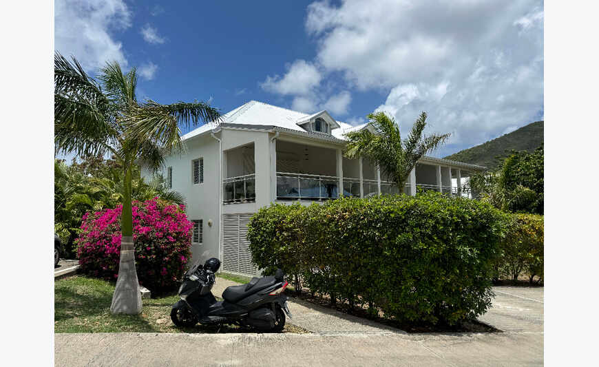 STUDIO - LARGE VARANGUE 13,50M2 - SANS VIS A VIS