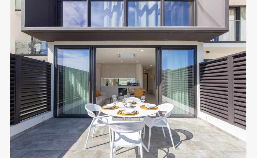 : Appartement 1 Chambre Avec Jardin Privé