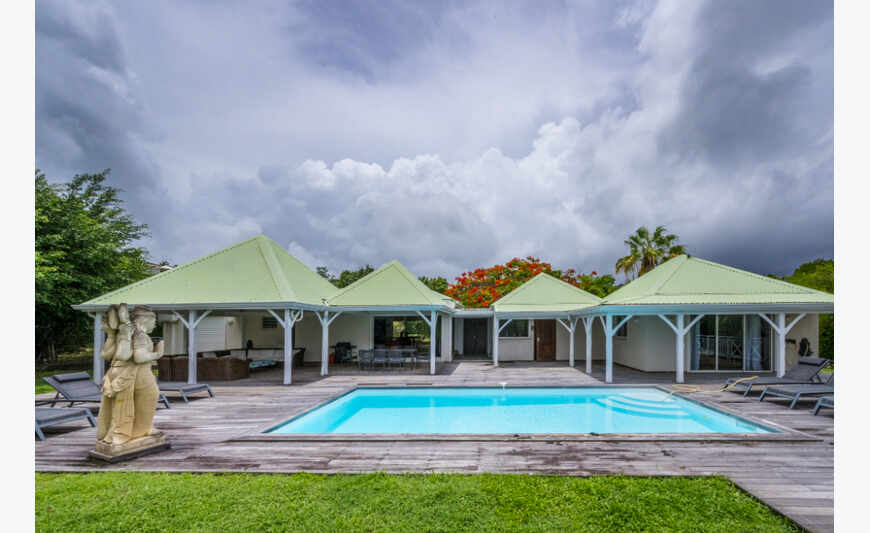 villa a louer longue duree