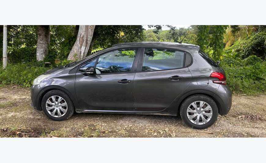 Peugeot 208 Access 1.2 Puretech 82CV