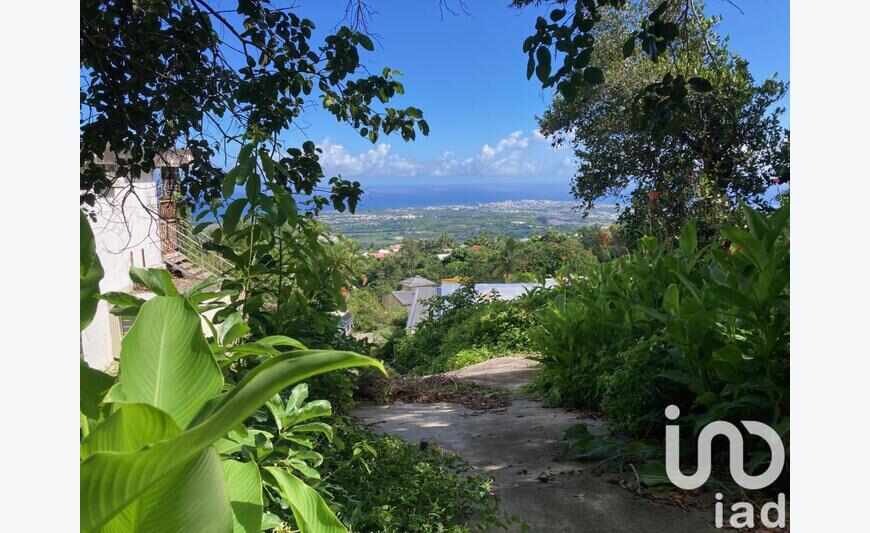 Terrain 306 m²