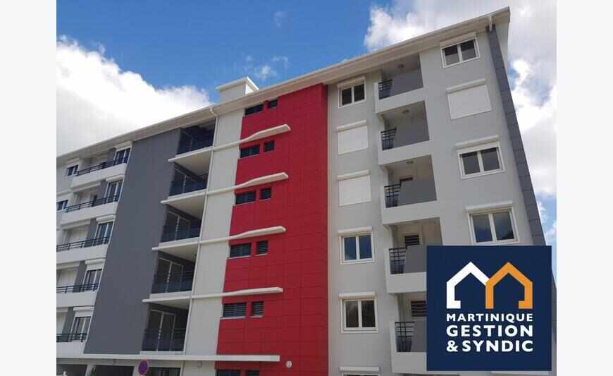 Fort De France : Etang Z'Abricot -Appartement Vue Mer