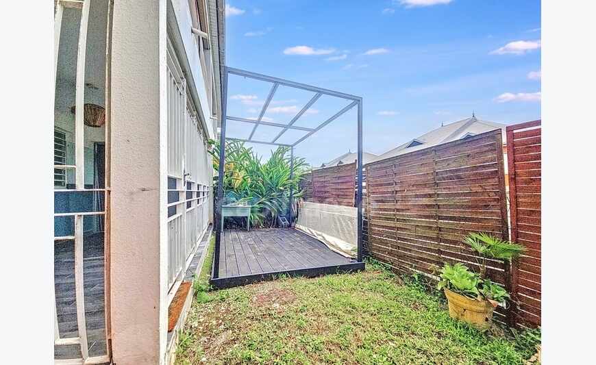 Appartement à louer 4 pièces Petit-Bourg (971), Les