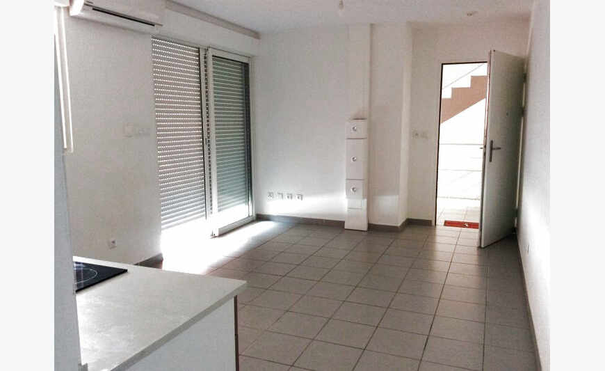 Studio 26 m2 au 1er Étage avec terrasse