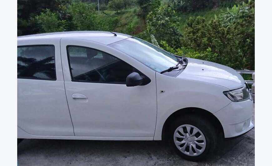 1975 Dacia sandero