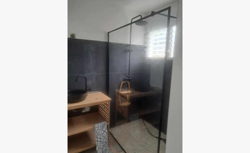 PAROI DE DOUCHE NEUVE