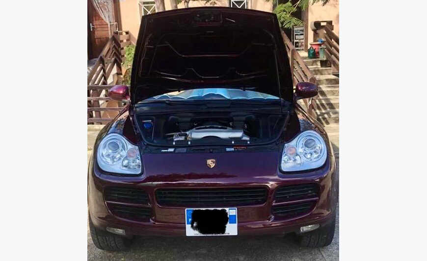 Porsche Cayenne S V8