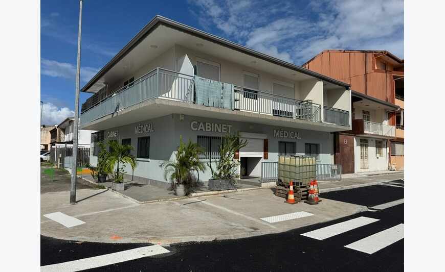 Magnifique immeuble d'investissement cabinet médical /