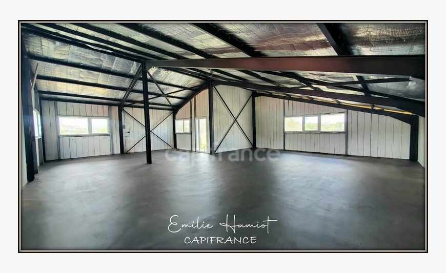 A louer - Local commercial neuf - 130m² - Fort de France -