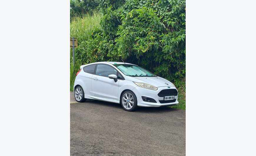 Ford Fiesta ST Line 125CV