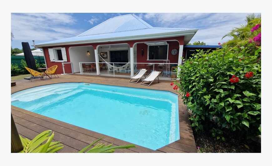 Charmante maison avec piscine sur 610 m² proche plages