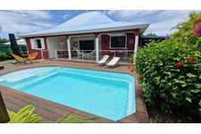 Charmante maison avec piscine sur 610 m² proche plages