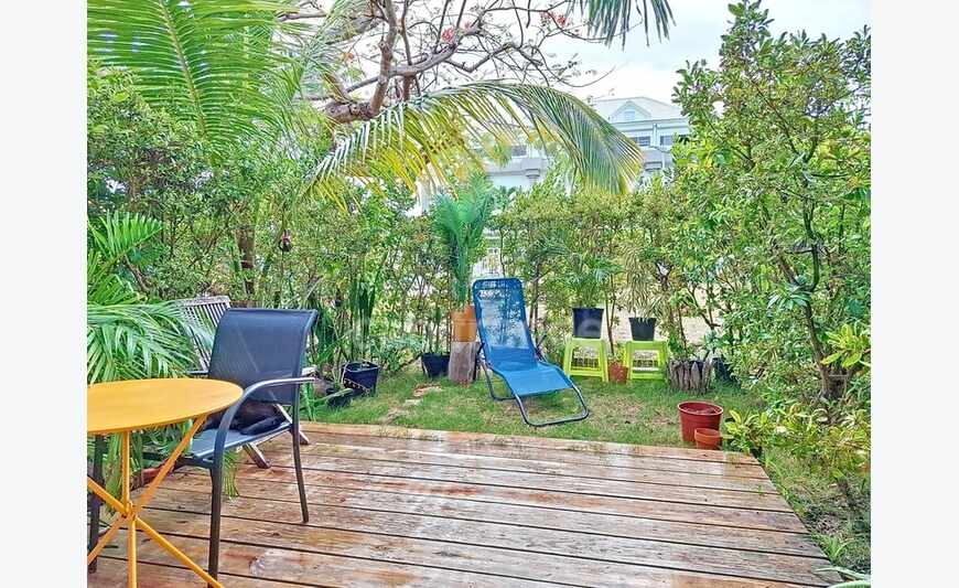 Garden Ground Floor Studio On Nettlé Bay