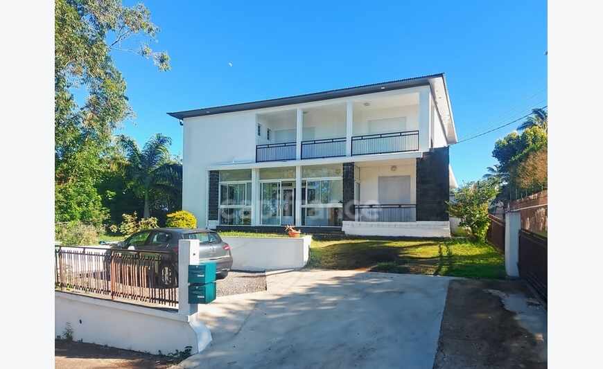 Exclusivite Capifrance - Maison rénovée F7 - 173 m²