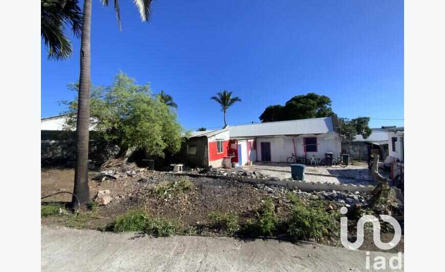Terrain 847 m²