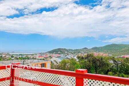 Exclusive Homes - House 3 apartments