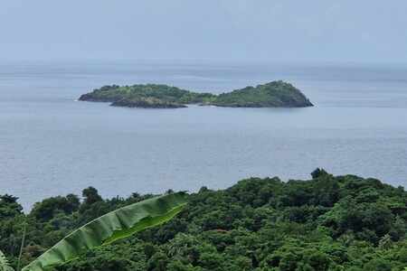 Villa P6 Vue Mer et Ilet Pigeon + dépendance F2 et piscine