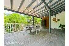 Maison chaleureuse avec mezzanine et spacieuse terrasse –