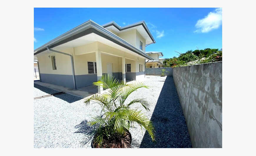 Maison de 103 m2 à louer avec terrasse 4 pièces à Cayenne