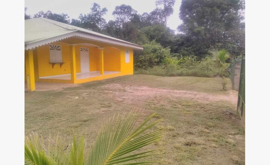 Villa T4 à Roura