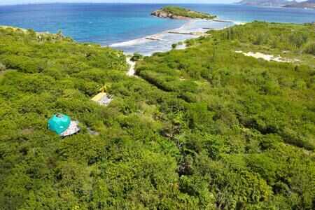 Rare A La - Terrain Baie Rouge 7000m2