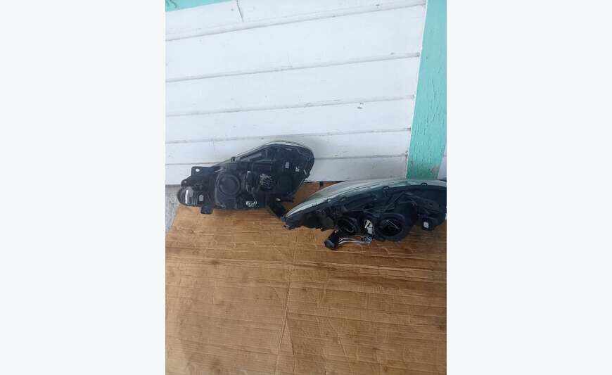 Paire de phare Renault Clio 3 phase 2