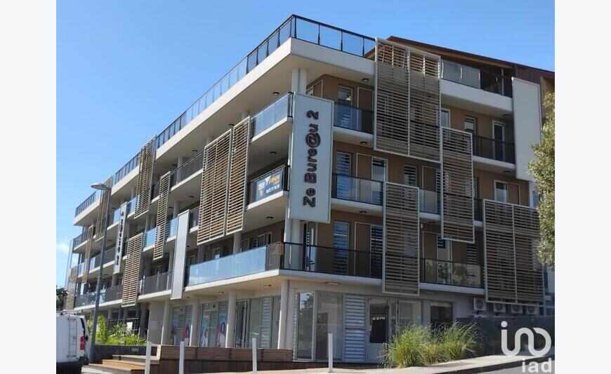 Location Local d'activités 131 m²