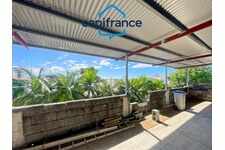 Maison T7 divisée en 3 logements - Saint-Denis - 174 m²