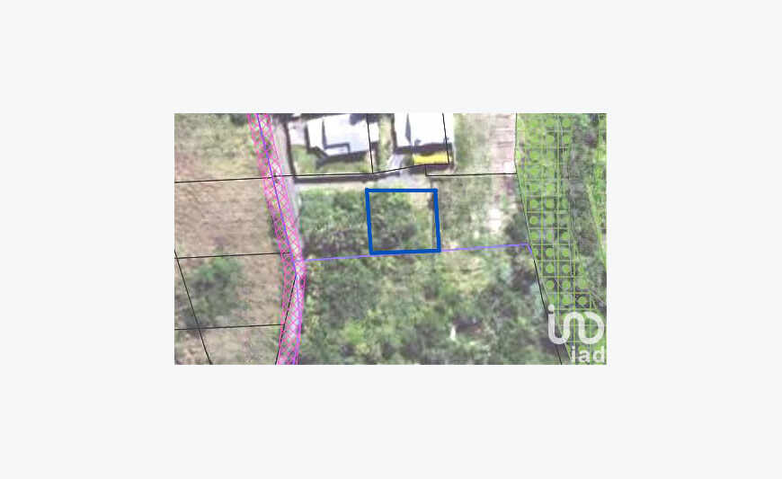 Terrain 546 m²