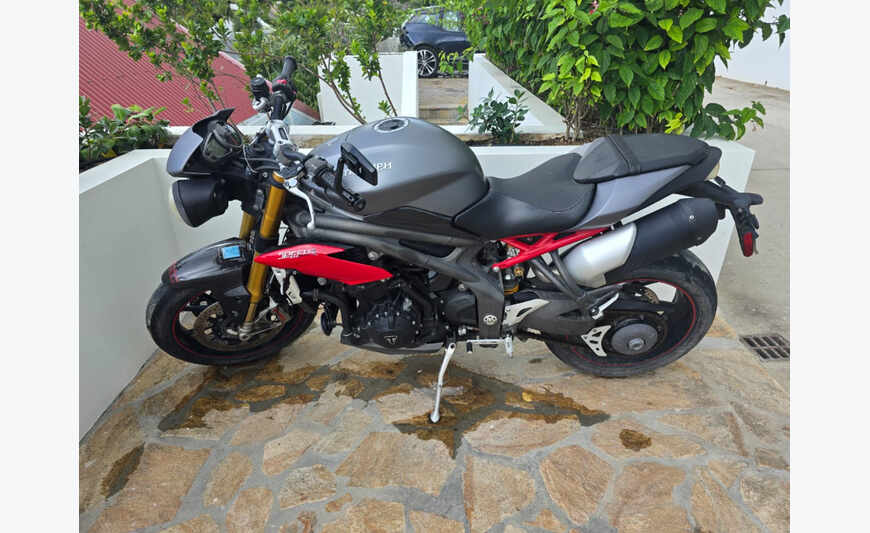 2018 Triumph Speed Triple "R" 1050
