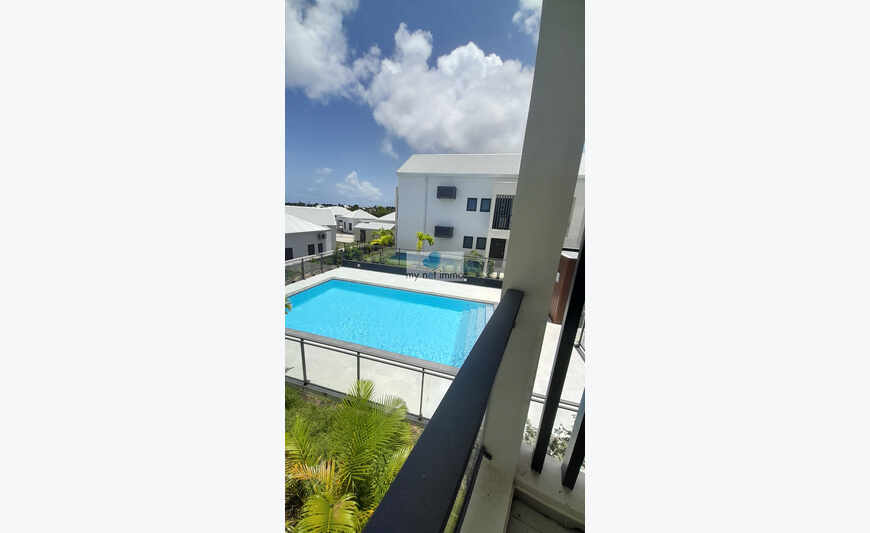 Appartement T3 neuf non meublé avec belle vue mer dans une