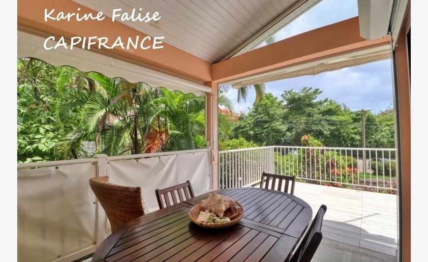 - T3 Duplex meublé avec terrasse à 150 m de la plage - Anse