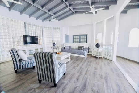 🔸3BR/2BA APARTMENT🔸📍Cole Bay #324