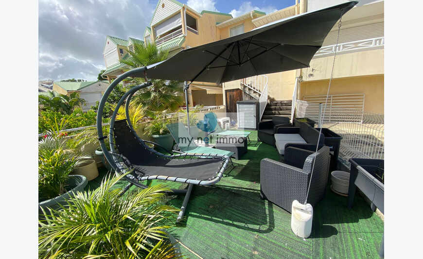 Bel appartement T3 au rez de chaussée de la Résidence Le