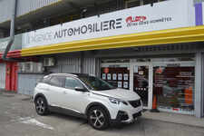 Peugeot 3008 130ch SetS Eat8 Crossway