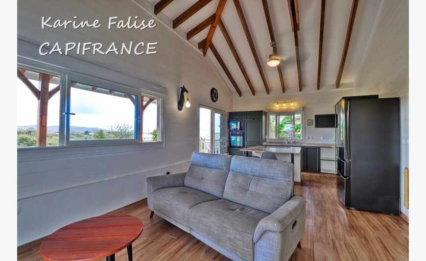 Riviere Salee, villa de 2022 sur 2 niveaux - T3 de 65 m² +