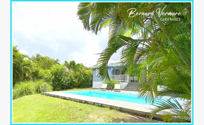 Villa 5 pièces - 3 chambres - Terrain 1000 m²